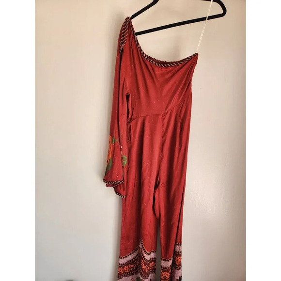 NWD Farm Rio x Anthropologie One-Shoulder Printed Satin Jumpsuit Sz M Red 9D404 - Picture 5 of 13